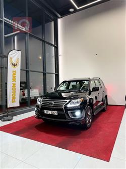 Lexus LX 2010