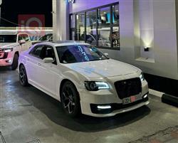 Chrysler 300 2023