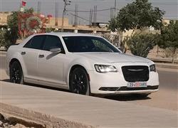 Chrysler 300 2019