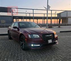 Chrysler 300 2021