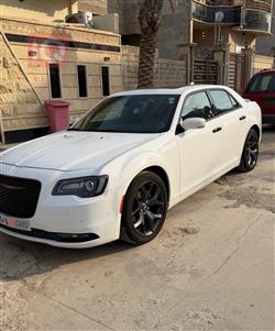 Chrysler 300 2023