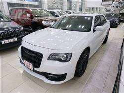 Chrysler 300 2023