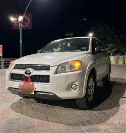 Toyota RAV4 2011