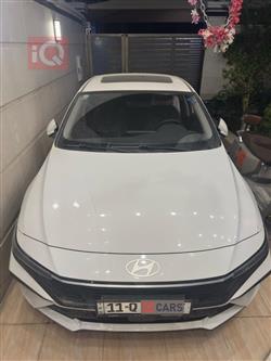Hyundai Elantra 2025