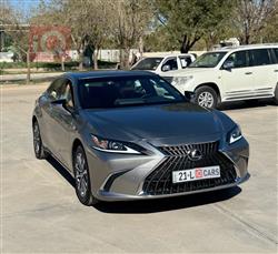 Lexus ES 2024