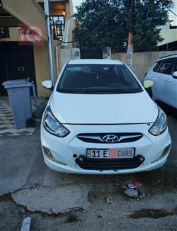 Hyundai Accent 2013