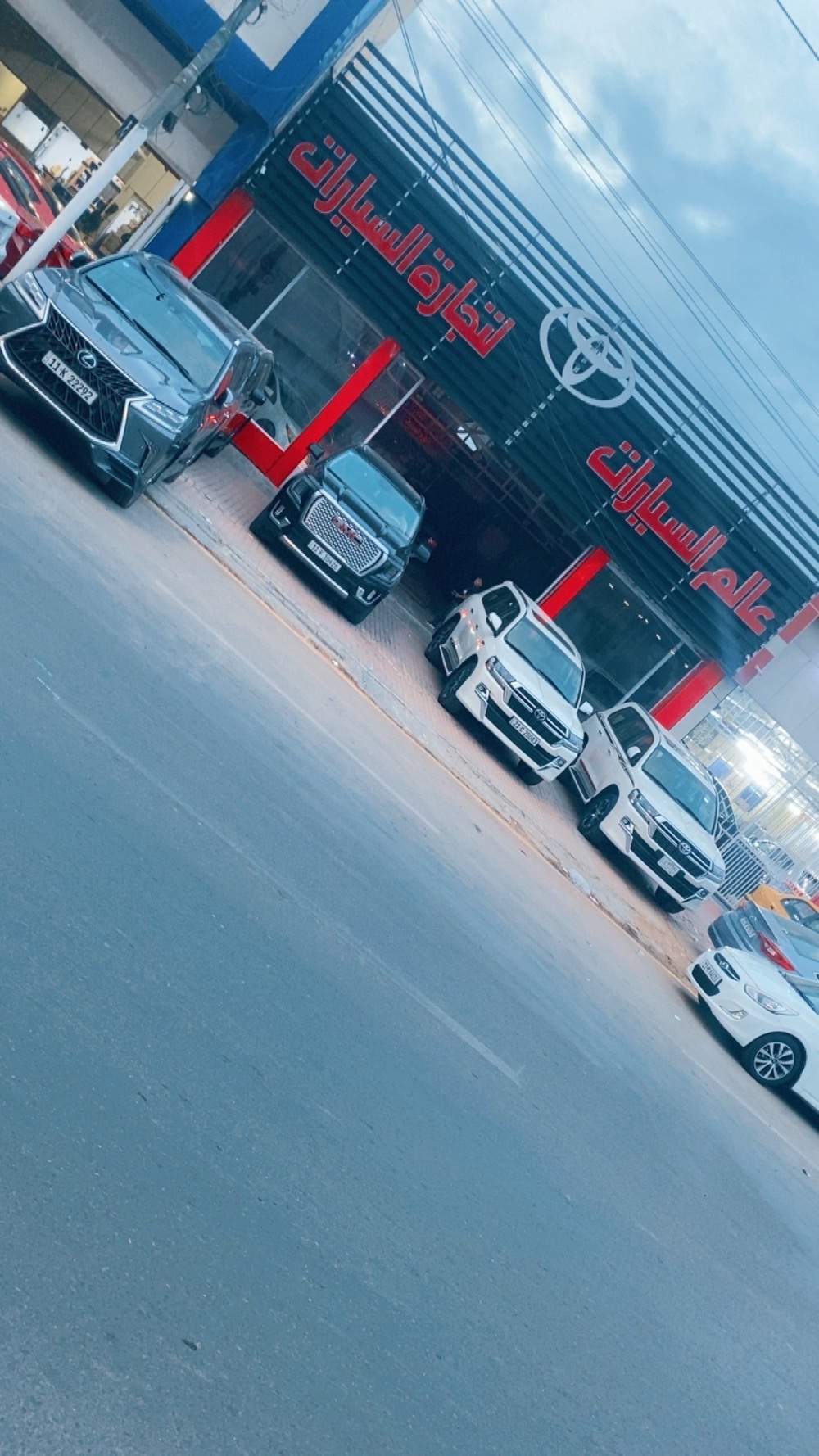showroom-picture
