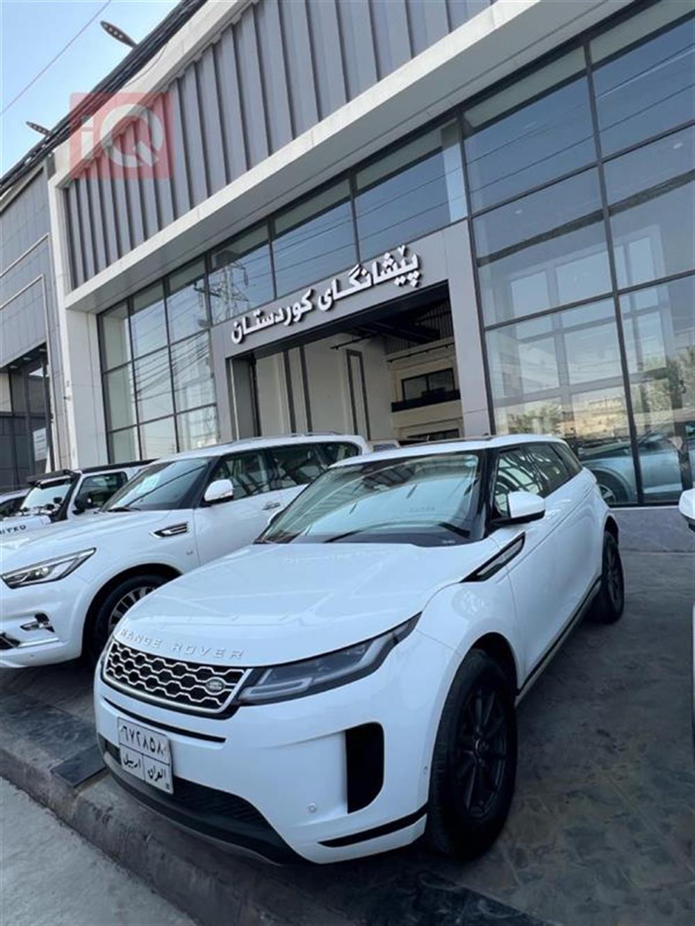 showroom-picture