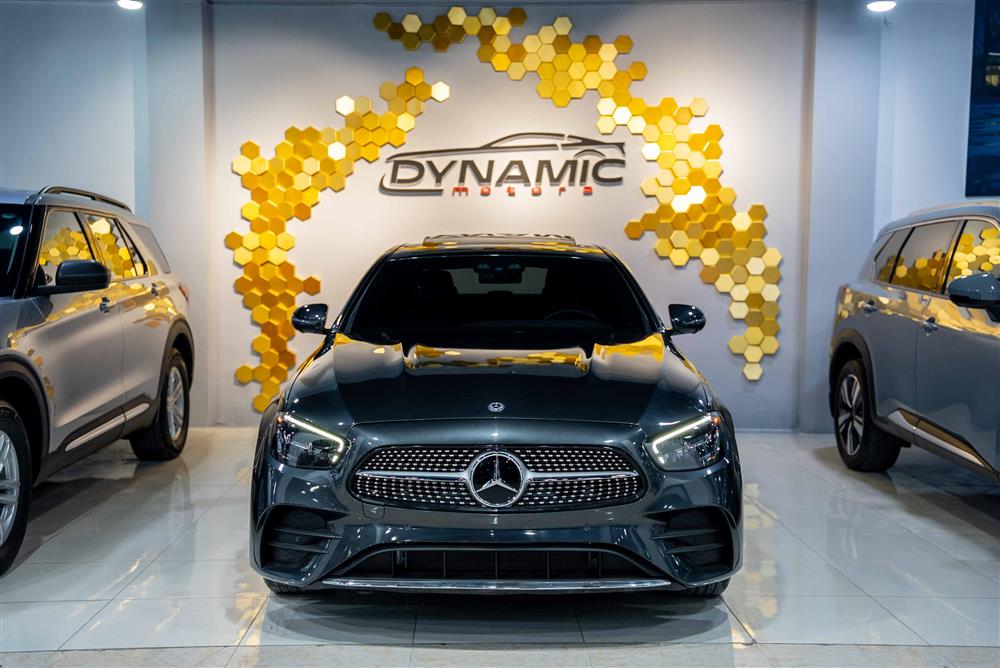 showroom-picture